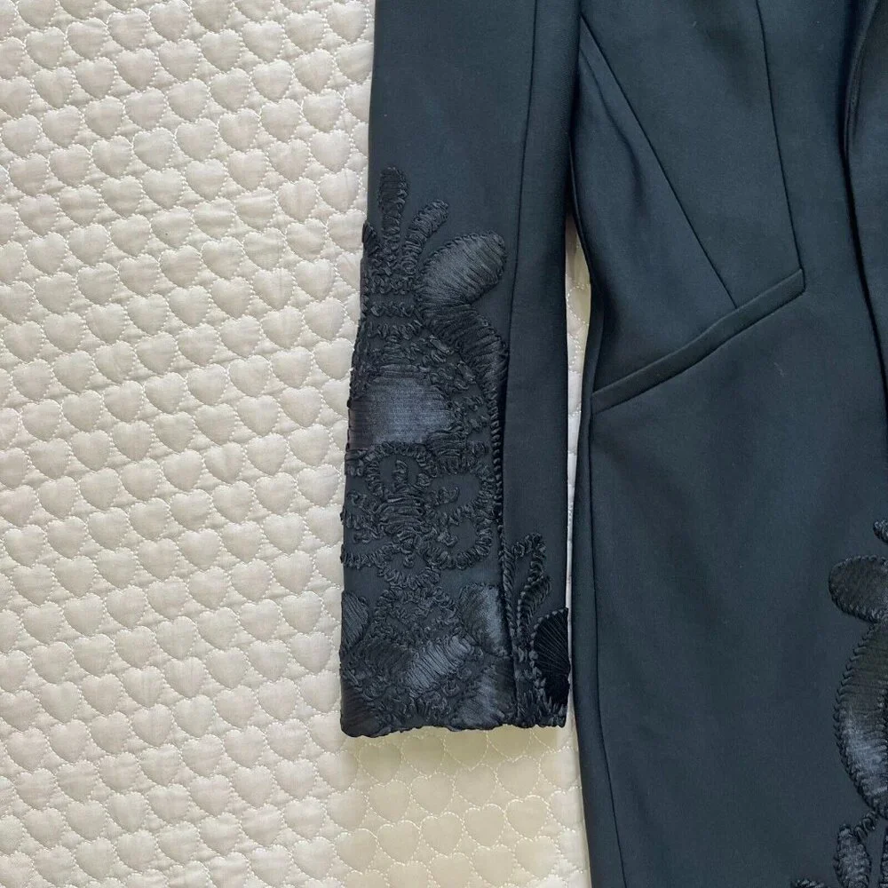 $759 NWOT Alexis Embroidered Women's Black Coat Size M - Picture 3 of 11